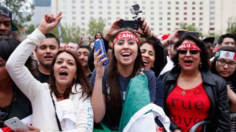 Aficionados al Canelo