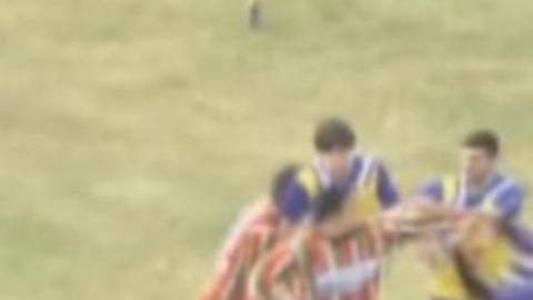 Una desafortunado incidente le cobró la vida a un jugador amateur en Argentina.