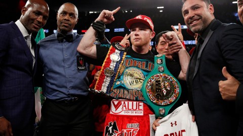 Saúl 'Canelo' Álvarez está en la cima del boxeo mundial tras su impresionante nocaut contra Amir Khan. ¿Habrá pelea con Gennady Golovkin?