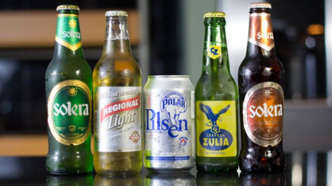 De dónde viene la cerveza que consumen los venezolanos ahora que falta  Polar? - La Opinión