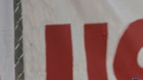 Bernie Sanders hizo campaña esta semana en el Este de Los Angeles, donde lo recibieron seguidores latinos. Pero Sanders no logró que Clinton aceptara un debate en California.