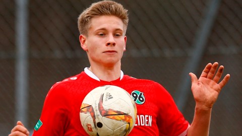 Niklas Feierabend es una gran pérdida para su familia, para el Hanover y el futbol alemán.