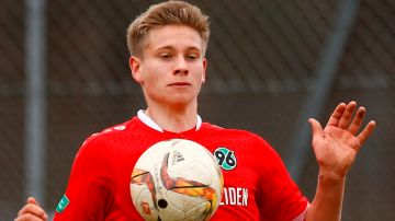 Niklas Feierabend es  una gran pérdida para su familia, para el Hanover y el futbol alemán.