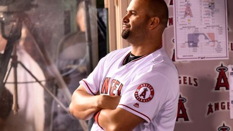 Caras largas han sido la constante en la caseta de los Angels, donde Albert Pujols y sus compañeros viven días de angustia.