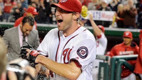 Max Scherzer logró la hazaña frente a sus antiguos compañeros.