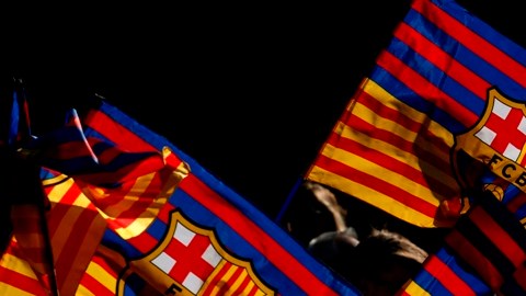 Banderas como estas no serían permitidas en el estadio Vicente Calderón.