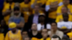 Kevin Durant encestó 26 puntos y bajó 10 rebotes.