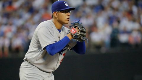 Los Dodgers tomaron la decisión porque necesitan a otros peloteros con mayor experiencia.