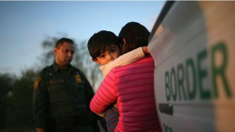 Desde 2014, comenzó a intensificarse la llegada de niños migrantes no acompañados.  (Foto: Archivo)