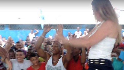 Se supone que la actividad era una de carácter cultural.