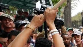 Fuertes encontronazos entre simpatizantes de Trump y protestantes se protagonizaron en Anaheim. /AURELIA VENTURA