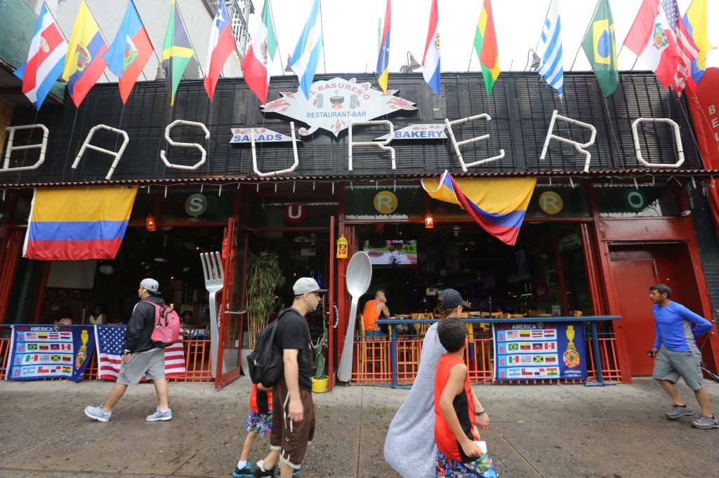 Nuestros Barrios - Tour de Comidas en Jackson Heights y Astoria. Photo Credito Mariela Lombard/El Diario NY.