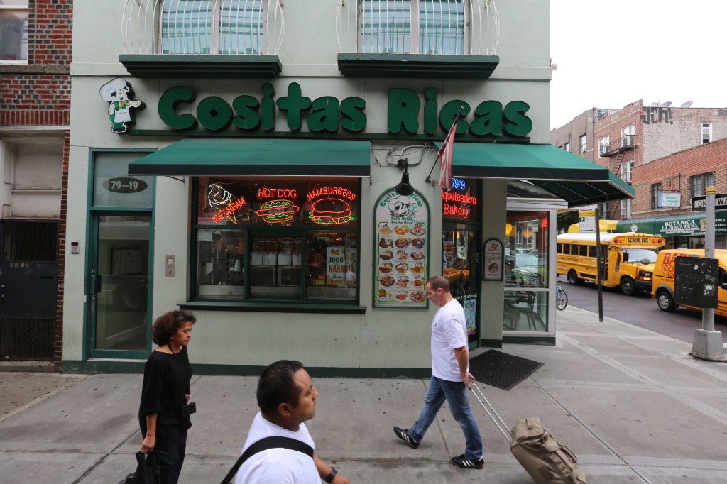 Nuestros Barrios - Tour de Comidas en Jackson Heights y Astoria. Photo Credito Mariela Lombard/El Diario NY.