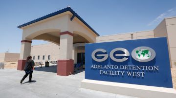 06/21/16/ ADELANTO/The Adelanto Detention Center. The facility, the largest and newest Immigration and Customs Enforcement (ICE), detention center in California, houses males and females an average of 1,700 immigrants in custody pending a decision in their immigration cases or awaiting deportation. (Photo Aurelia Ventura/ La Opinion)