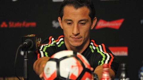 Andrés Guardado durante la conferencia de presna previa al duelo frente a Uruguay.