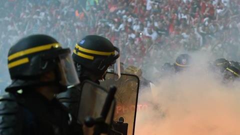 Hungaros vs policias