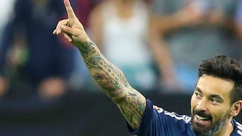 Ezequiel Lavezzi metió el primero gol argentino frente a EEUU.