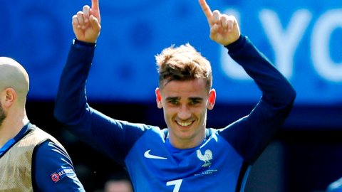 Antoine Griezmann se echó a Francia al hombro y lo metió en cuartos de final de la Euro 2016.