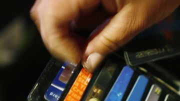 El endeudamiento personal ha generado una industria de cobro de deudas.