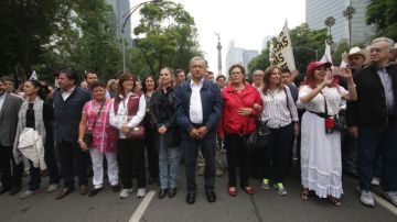 López Obrador encabeza manifestación en la Ciudad de México.