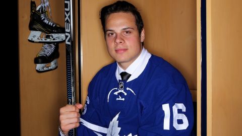 Auston Matthews espera convertirse en una
estrella de los Maple Leafs de Toronto.