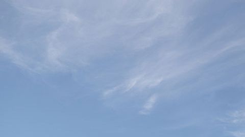 El precandidato Bernie Sanders realiza uno de sus mítines de campaña en Palo Alto, California este miércoles.