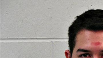 Jonathan Christy, de 27 años y residente de Placentia, en el condado de Orange, fue arrestado el miércoles.