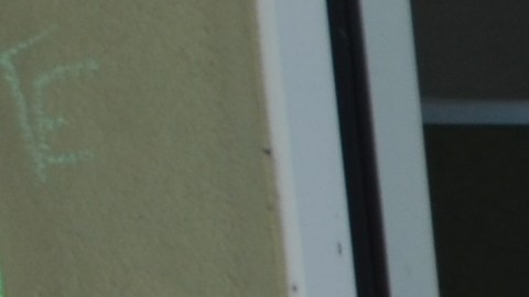 Tania Mercader llora la muerte de sus amigos, Juan Rivera y Luis Conde, propietarios de peluquería D'Magazine en Kissimmee.