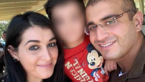 Las autoridades creen que la mujer conocía sobre las intenciones de su marido.
