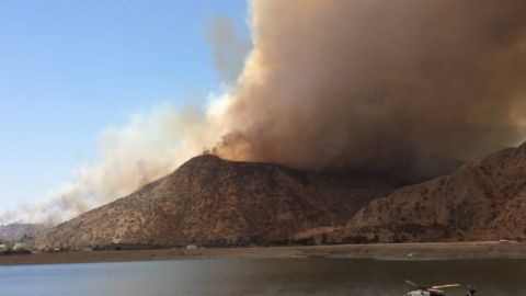 Los bomberos han progresado en la contención de los incendios.