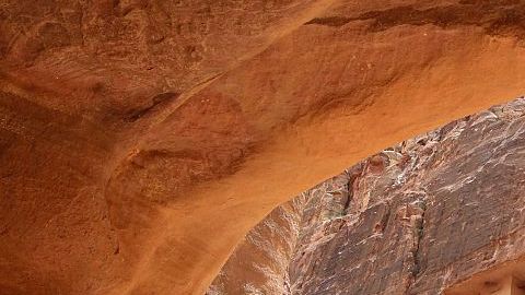 Petra es una ciudad labrada en piedra y considerada una de las Siete Maravillas del mundo.
