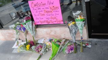 Homenaje a Christina Grimmie en el teatro Plaza Live. donde la cantante fue baleada por un hombre, en Orlando, Florida.