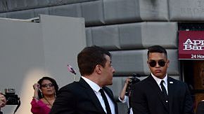 Los latinos pusieron su toque a la gala.