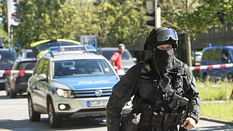 La policía se moviliza tras tiroteo en cine alemán.