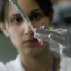 La investigación, que ha sido premiada por la Sociedad Española de Fertilidad, propone que se ofrezcan, de forma sistemática, pruebas de cribado genético para mutaciones recesivas