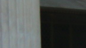 Activistas pro-inmigrantes muestran fotografías de algunos beneficiarios de los alivios migratorios frente al Tribunal Supremo, para presentar a los jueces el "rostro humano" de la crisis migratoria en EEUU. Foto: María Peña/Impremedia