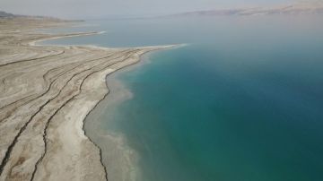 El nivel del agua del Mar Muerto baja a un ritmo de un metro al año