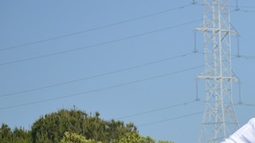 Mauricio completará sus estudios de preparatoria  en junio.