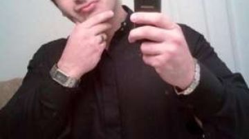 Varias fotografías de Mateen estaban en un perfil de MySpace que presuntamente pertenecía al atacante.