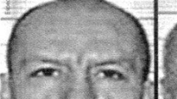 La policía busca a los delincuentes.