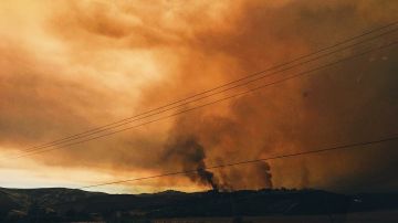 El incendio Serpa al norte de Santa Barbara, California, comenzó el 15 de junio.