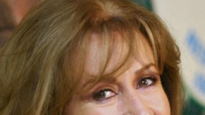 Laura Zapata acusó a Thalía de organizar la publicación de un mensaje homófobo para desacreditarla.