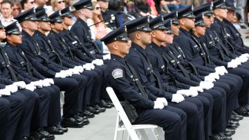Pocos son los latinos que tienen cargos de mando en el LAPD. (Aurelia Ventura/ La Opinion)
