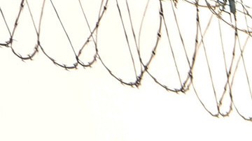 La Opinión tuvo acceso exclusivo al nuevo centro de detención de inmigrantes en Otay Mesa.