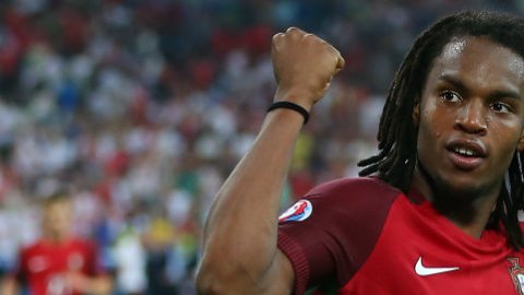 Sanches es de raíces africanas, lo cual hace que sus rasgos sean más duros y se vea más grande de lo que es.