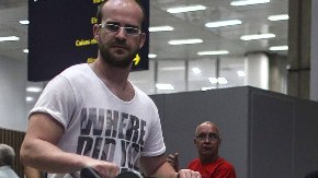 Los visitantes comienzan a llegar a un Río de Janeiro sumido en protestas sociales y advertencias sobre el zika.