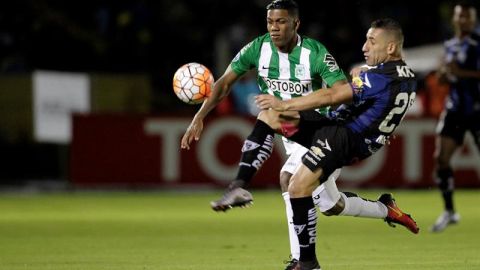 Orlando Berrío tiene arriba al Atlético Nacional en la ida de la final de la Copa Libertadores.