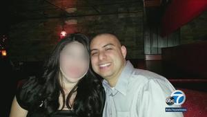 Maria con su exnovio, el agente del Sheriff Alejandro Flores, a quien acusa de prenderle fuego durante un ataque domestico. /ABC 7