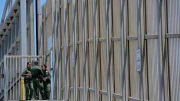 Más de mil kilómetros de muro ya existen en la frontera entre México y EEUU. SANDY HUFFAKER/AFP/Getty Images
