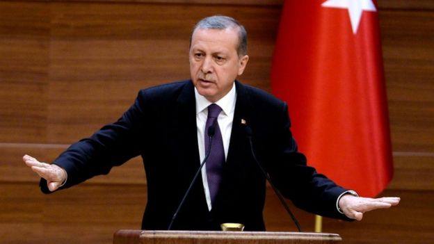 El objetivo del concurso de poesía era "ofender" al presidente turco Recep Tayyip Erdogan.